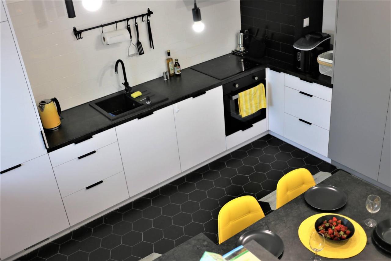 Bieszczadzkie Utulenie Apartment Ustrzyki Dolne Ngoại thất bức ảnh